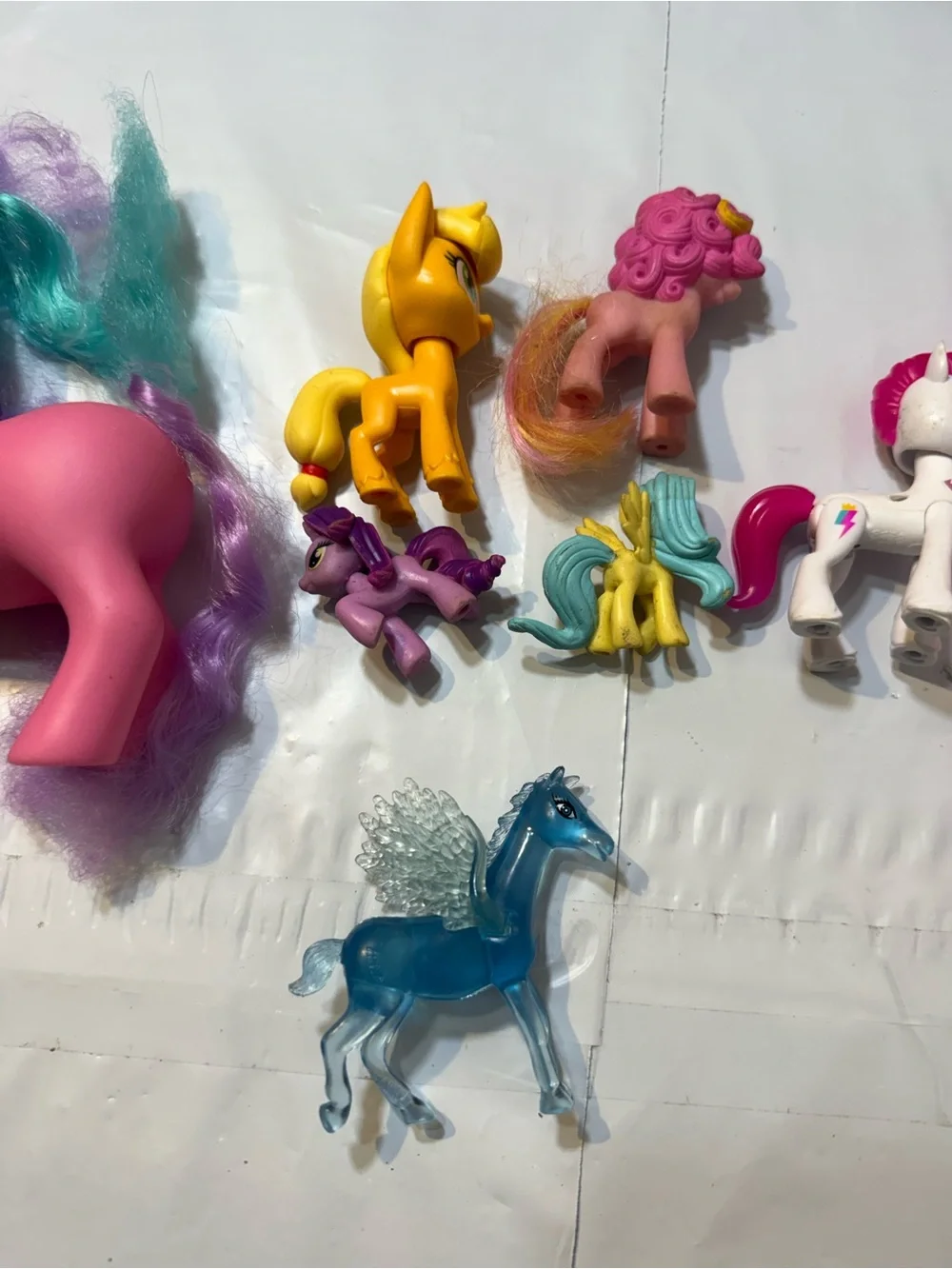 Ponies bundle of 8